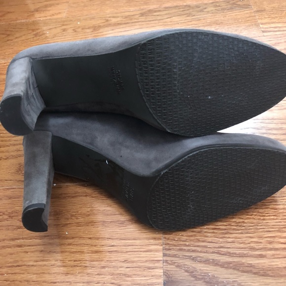 Stuart Weitzman Mitten Booties - Picture 3 of 3